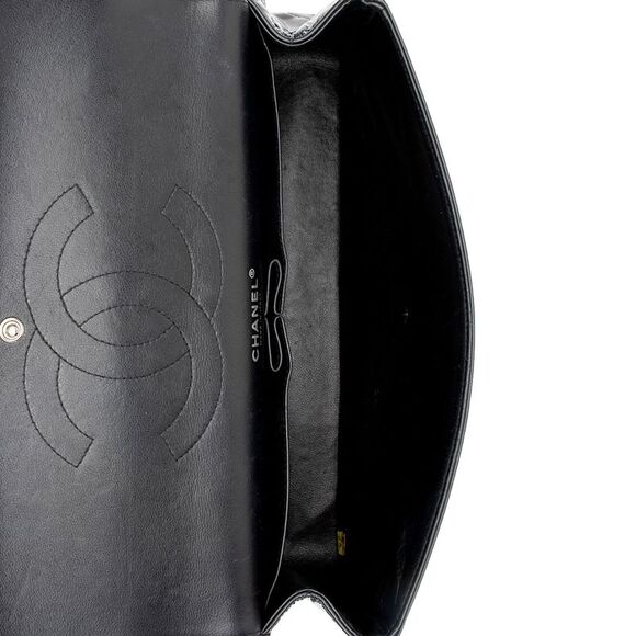 Chanel Patent Leather Classic Jumbo Double Flap Bag - Picture 7 of 15